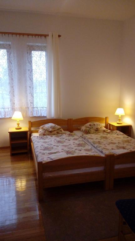 Gospodarstwo Agroturystyczne-Pensjonat Sad Podgorzyn Ngoại thất bức ảnh